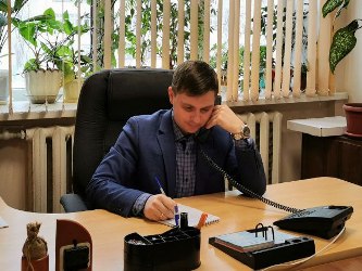 Алексей Сидоров провел дистанционный прием граждан